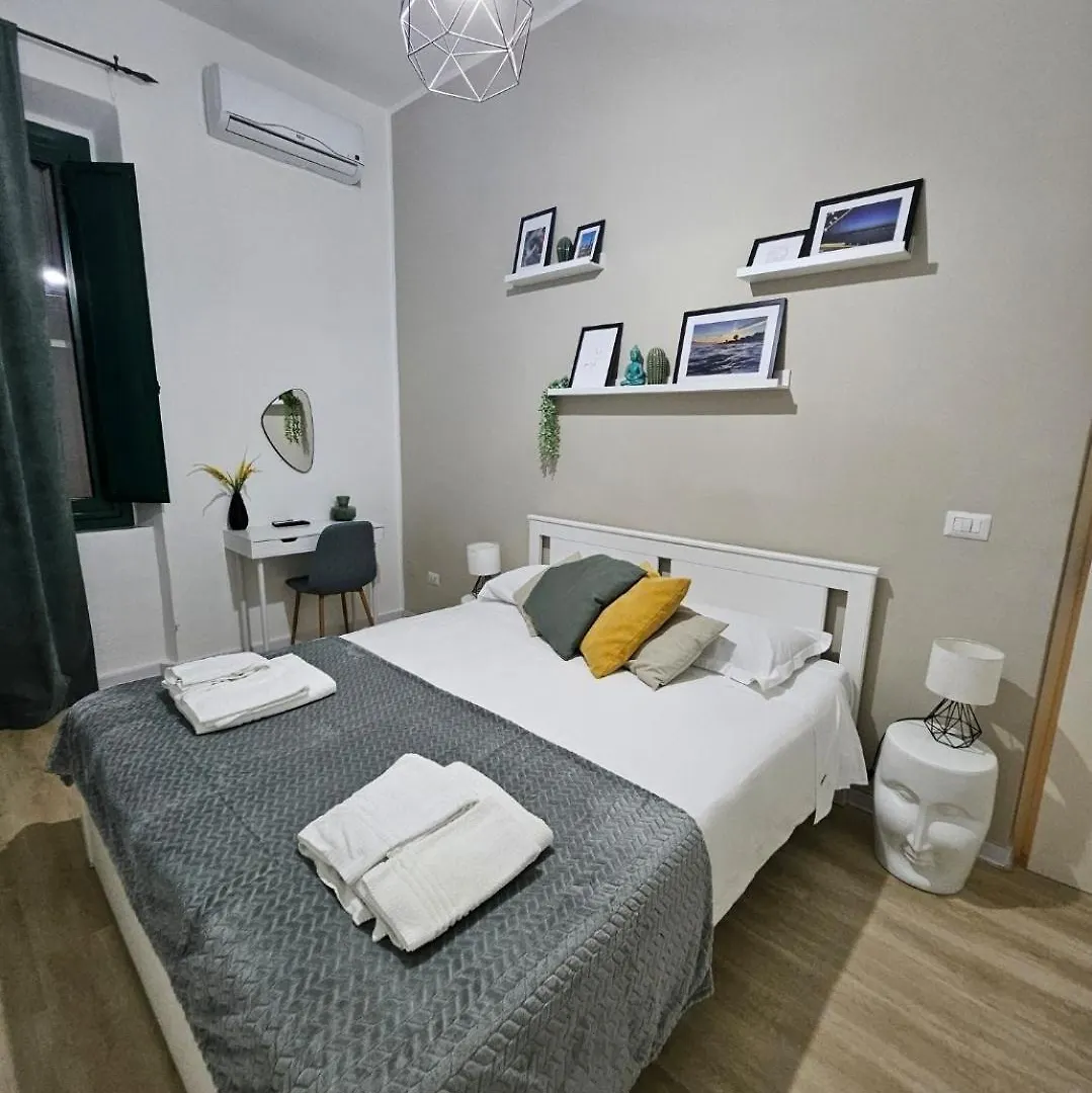 B&B Green Stazione Centrale E Centro Reggio Calabria 0*,  Italia